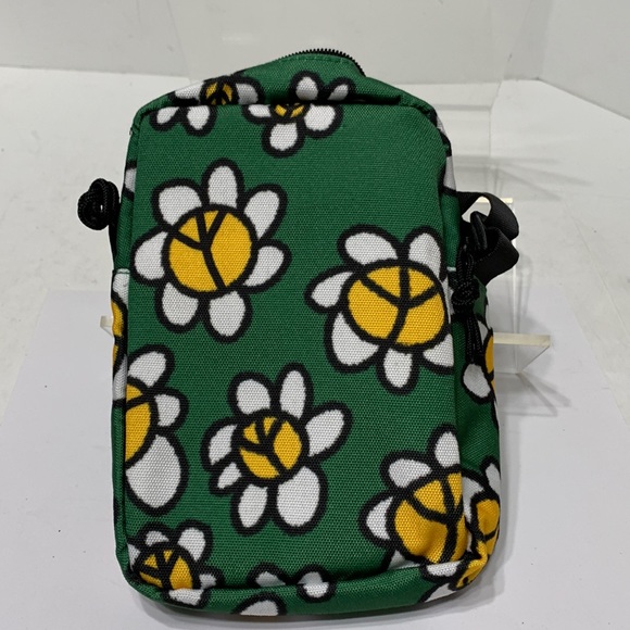 Green canvas crossbody NEW - Picture 5 of 11
